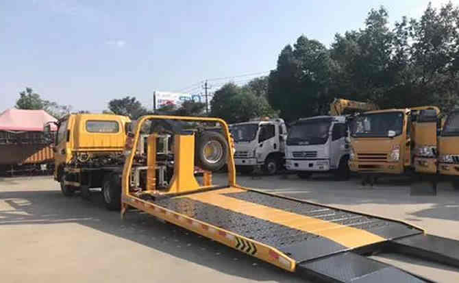 黄山区汽车中途维修案例