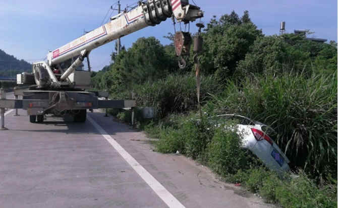 黄山区重载吊车救援 黄山区重载吊车救援